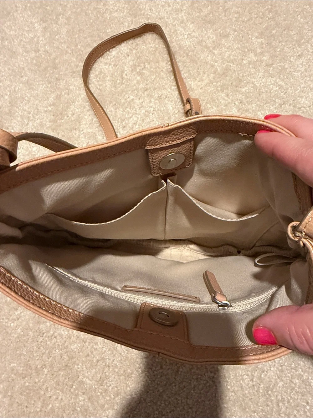 Lucky Brand compact pebbled